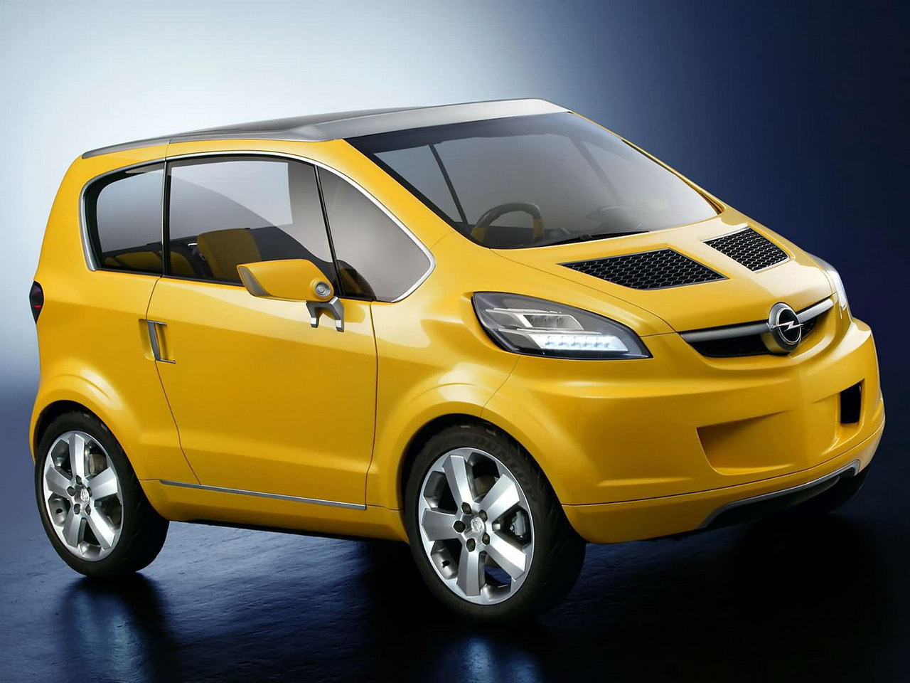 Opel TRIXX 2004 001.jpg